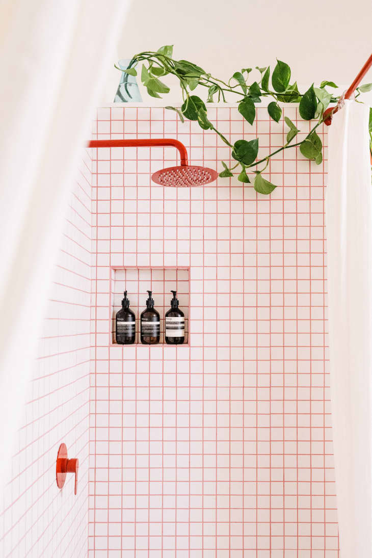 This Is the Vibrant Bathroom Grout Idea That I'm Inspired By ...